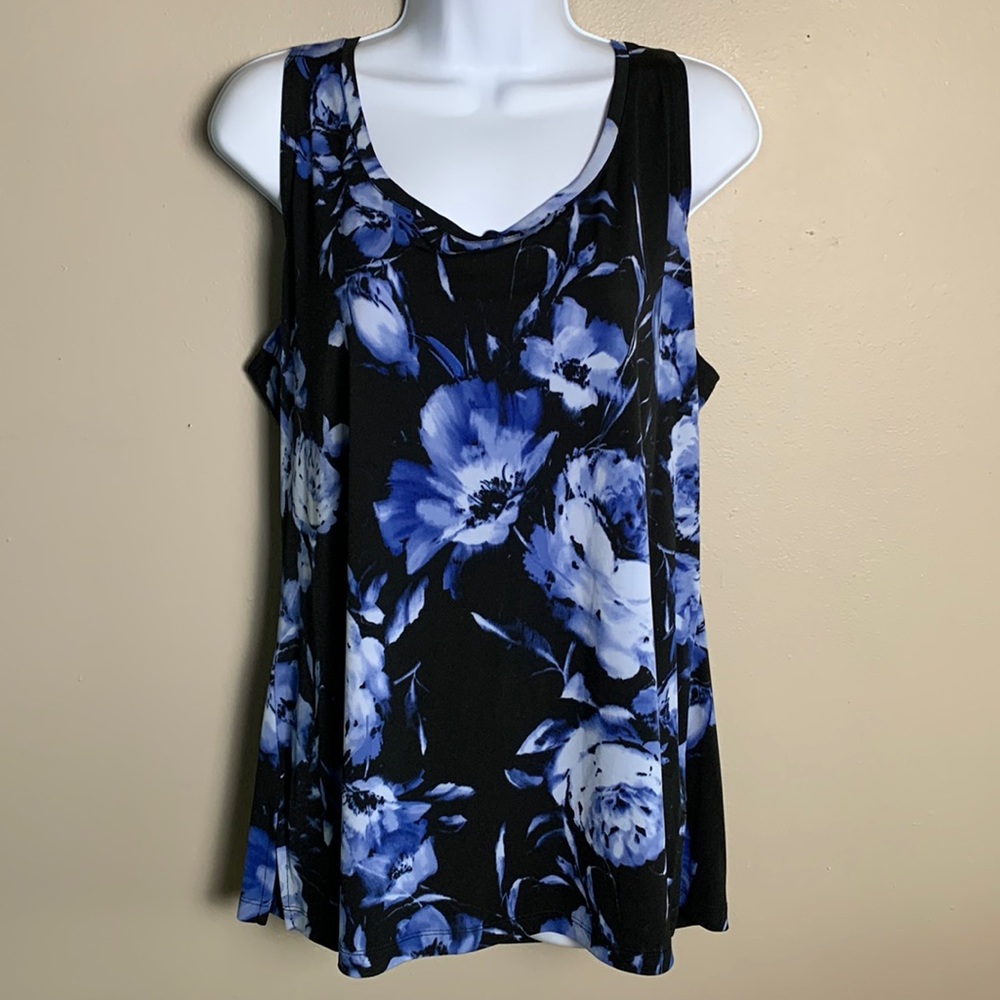 Susan Graver Floral Top Size 16